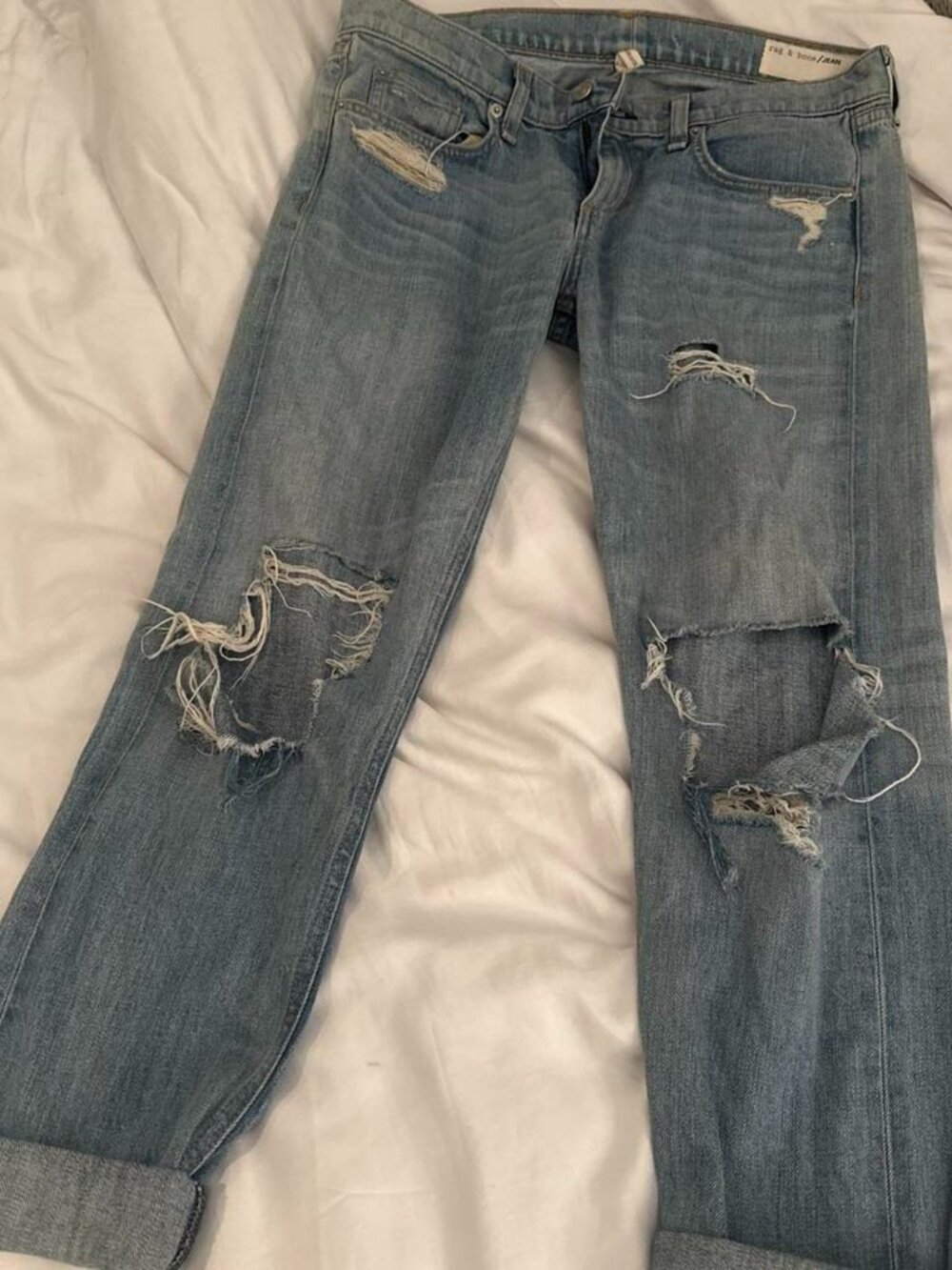 Rag & Bone Light Blue Distressed Ripped Jeans Size 26